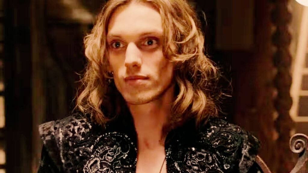 Jamie Campbell Bower 2